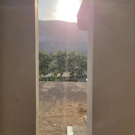 Almond Deluxe Sarande